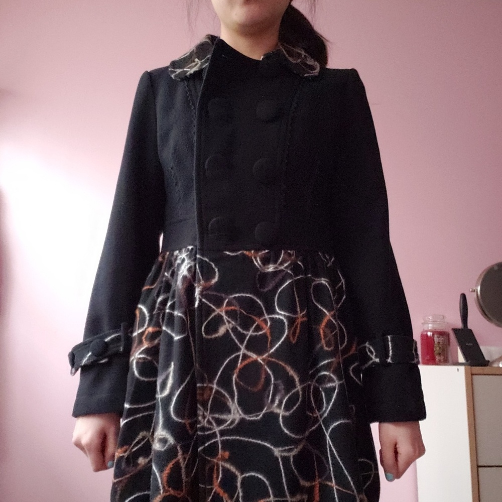 Coat W/ Abstract Pattern - image 1